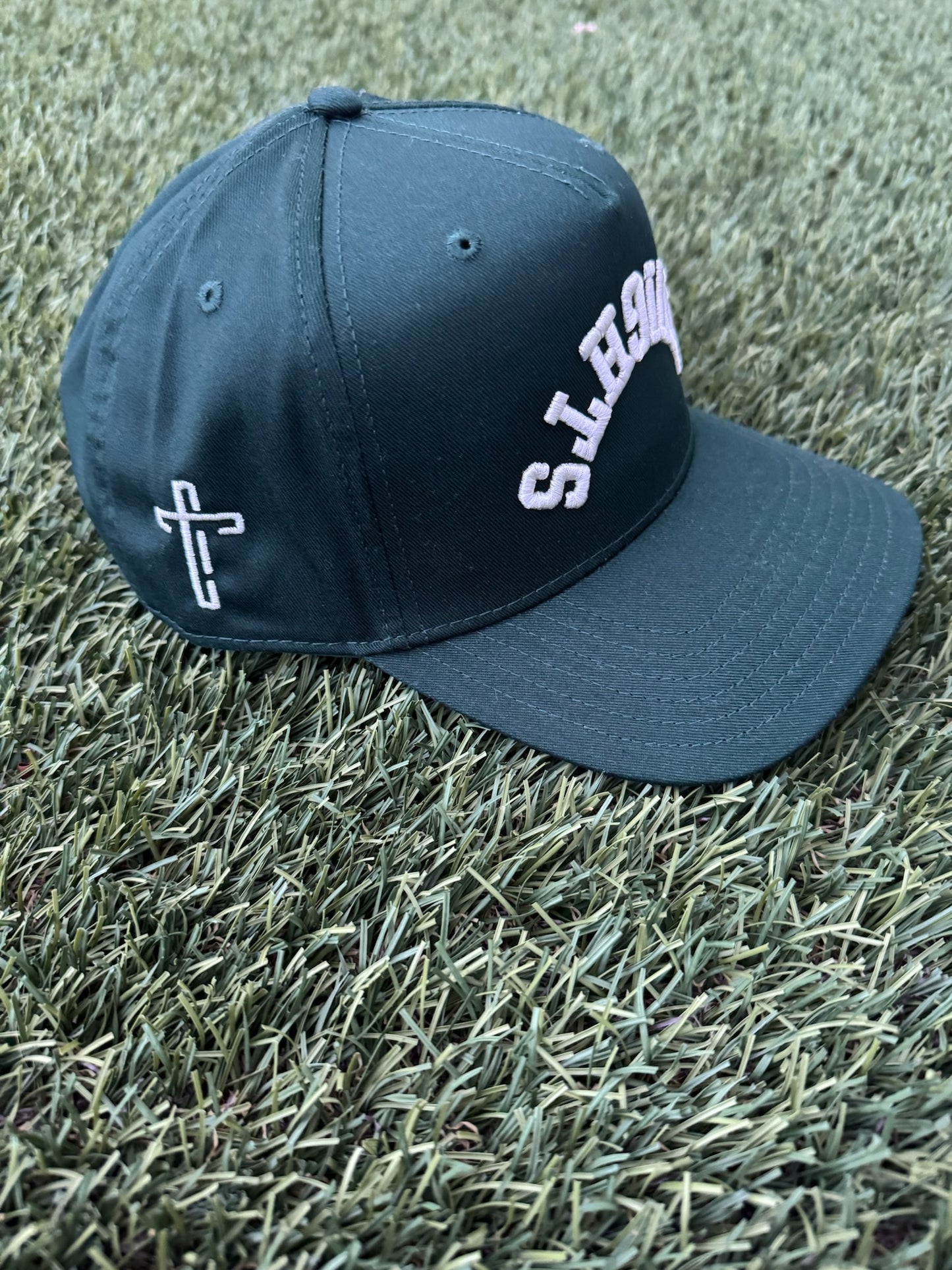 Upside down Knights Green Embroidered Canvas Baseball Hat
