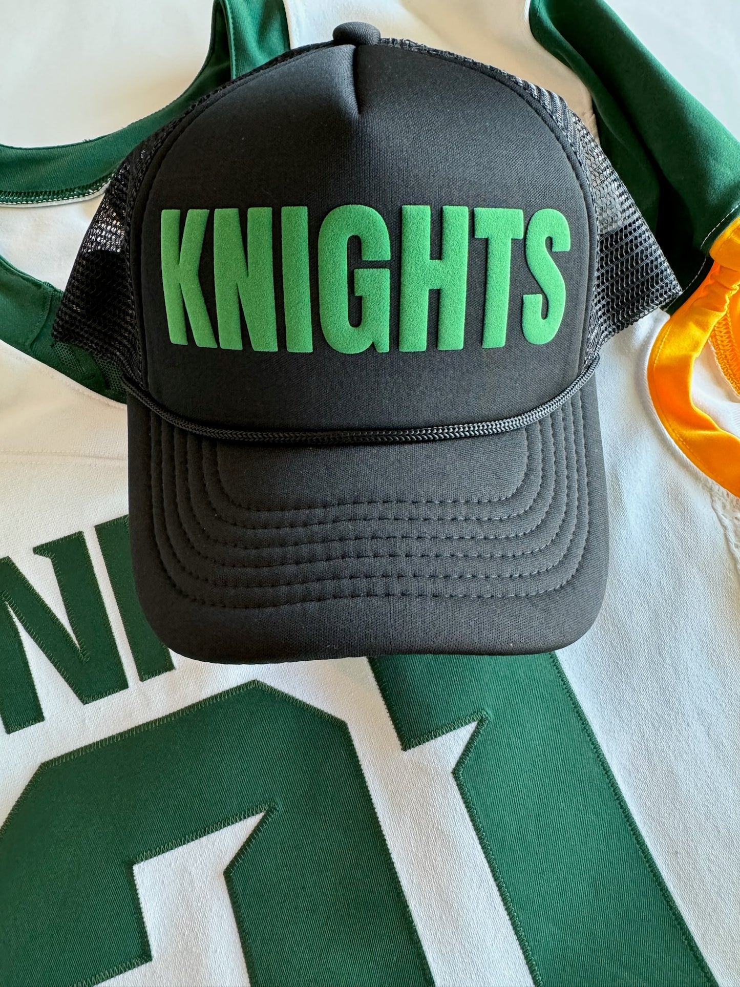 KNIGHTS Puff Hat