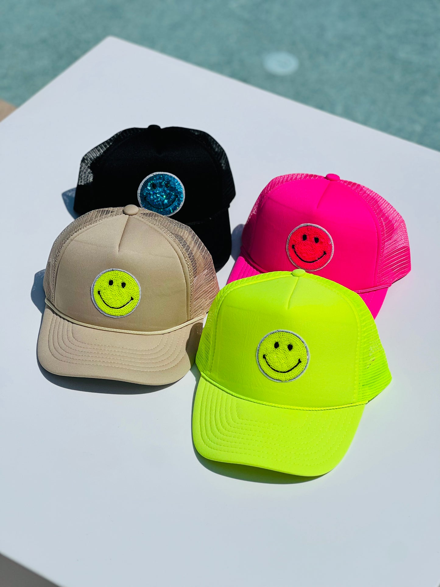 Sand Smiley Face Hat