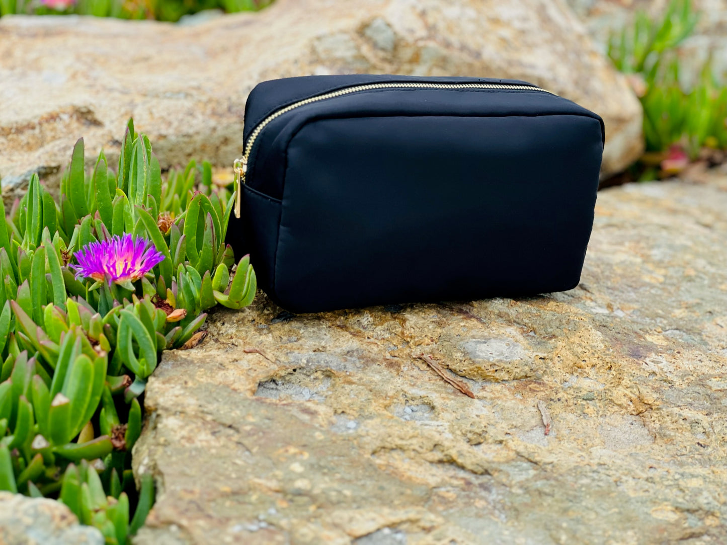 Black Large Multi-Functional Pouch